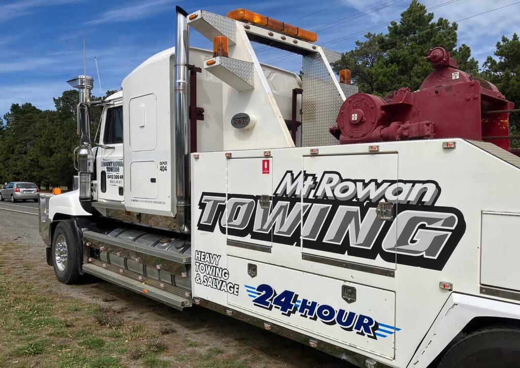 Mt-Rowan-Towing-Mack-Truck-Signage